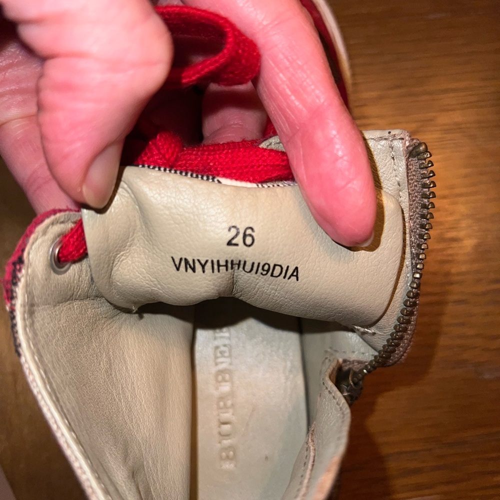 Burberry Merrison High-Top Sneakers - Picture 5 of 7